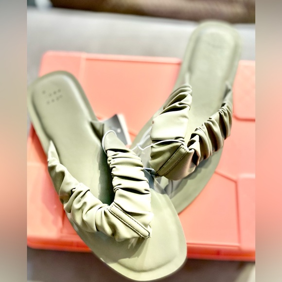 a new day Shoes - NWT A New Day Sandals | Color: Olive Green Size: 8